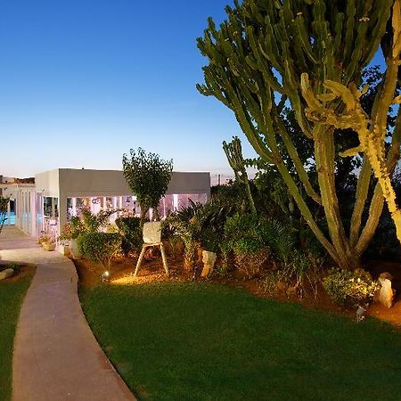 Hotel Oasis Beach (Adults Only) أنِساراس المظهر الخارجي الصورة