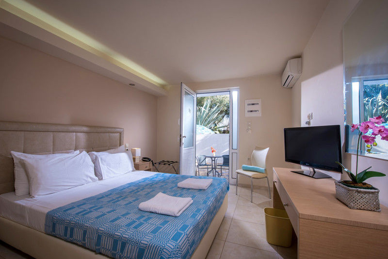 Hotel Oasis Beach (Adults Only) أنِساراس المظهر الخارجي الصورة