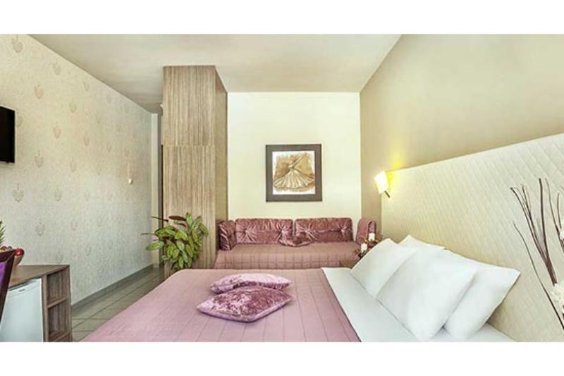 Hotel Oasis Beach (Adults Only) أنِساراس المظهر الخارجي الصورة