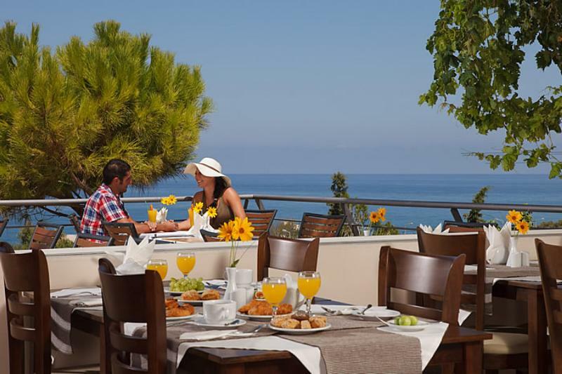 Hotel Oasis Beach (Adults Only) أنِساراس المظهر الخارجي الصورة
